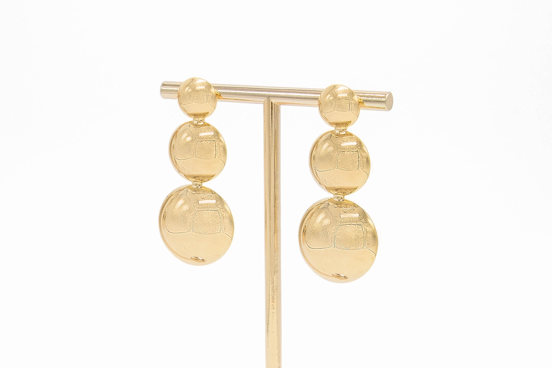Arete dorado 3 circulos