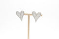 Arete corazon plateado brillo