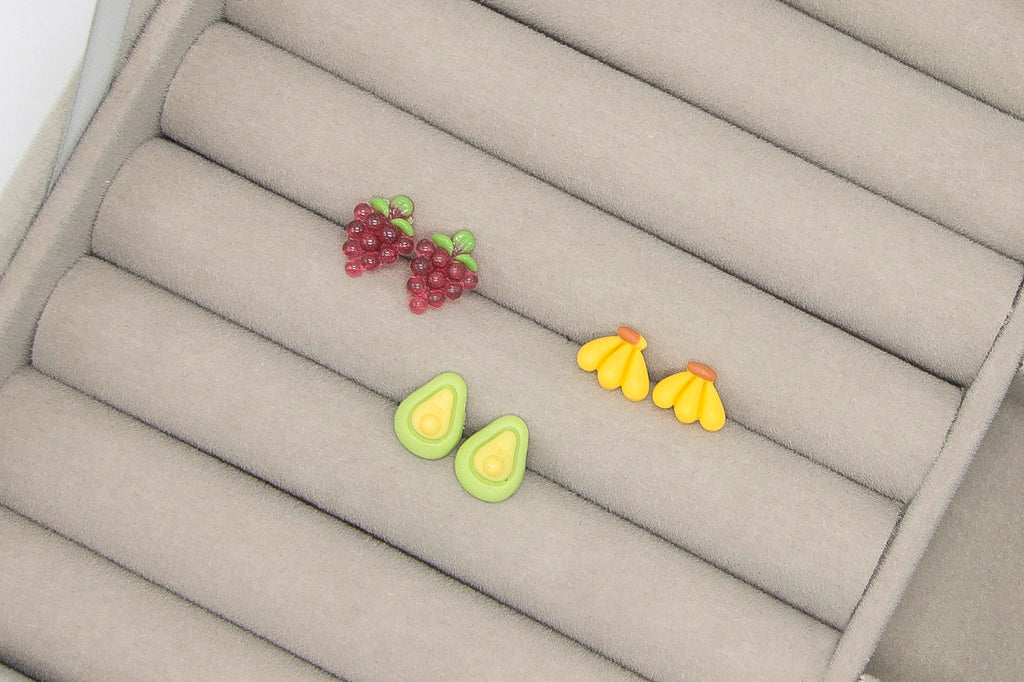 Aretes 3 pares dibujitos frutillas