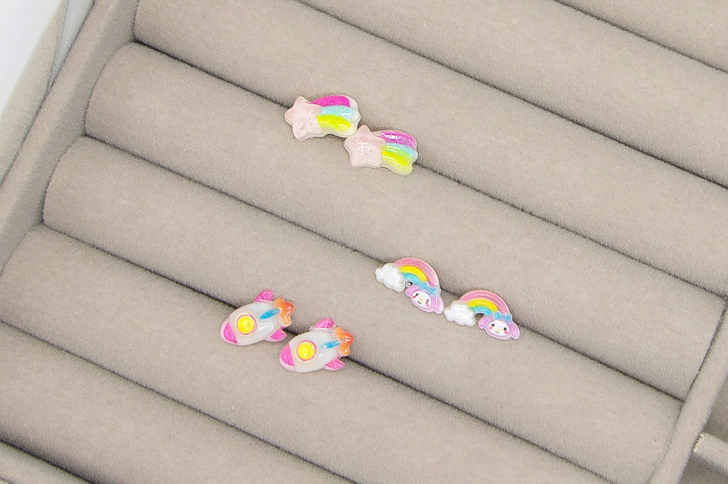 Aretes 3 pares dibujitos arcoiris