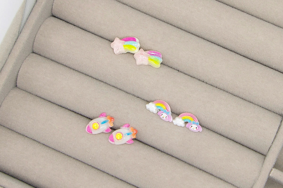 Aretes 3 pares dibujitos arcoiris